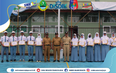 Penghargaan Kepada Pasukan Pengibar Bendera Tingkat Kecamatan dan Tingkat Kabupaten