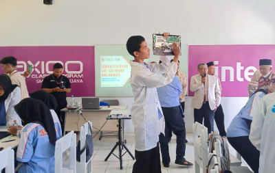 Peresmian Kelas Rintisan Industri Axioo